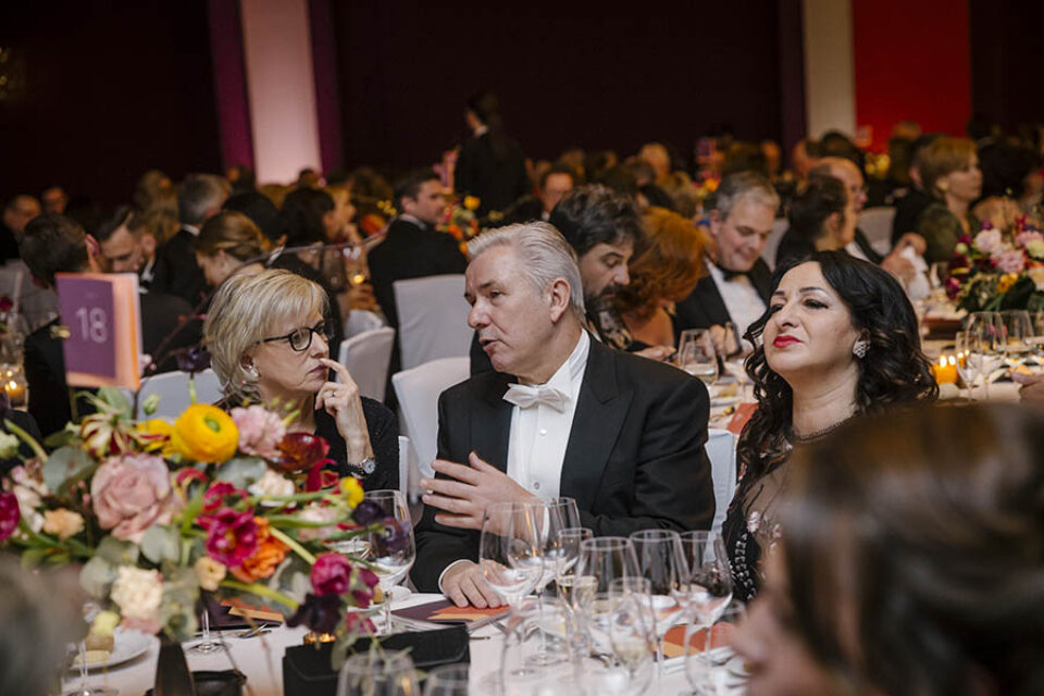 Berlin Event Photographer - Klaus Wowereit at gala dinner