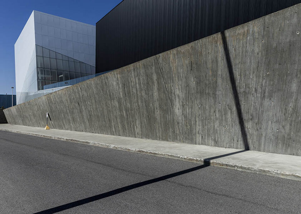 Complexe sportif Saint-Laurent, Montreal