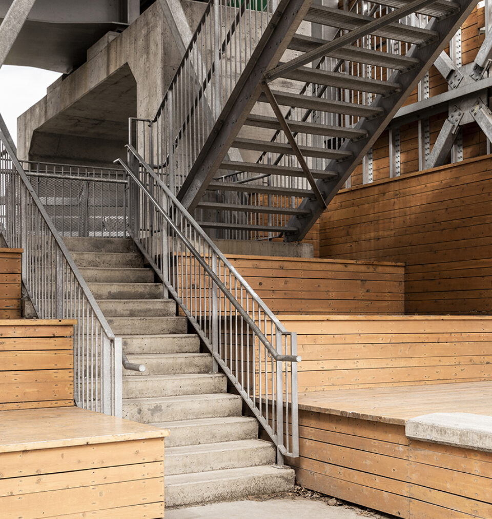 Stairs onto Passerelle Normandie, Longueuil